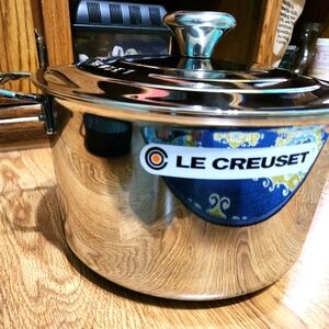 Le Creuset stainless try ply stick pot 7 qt